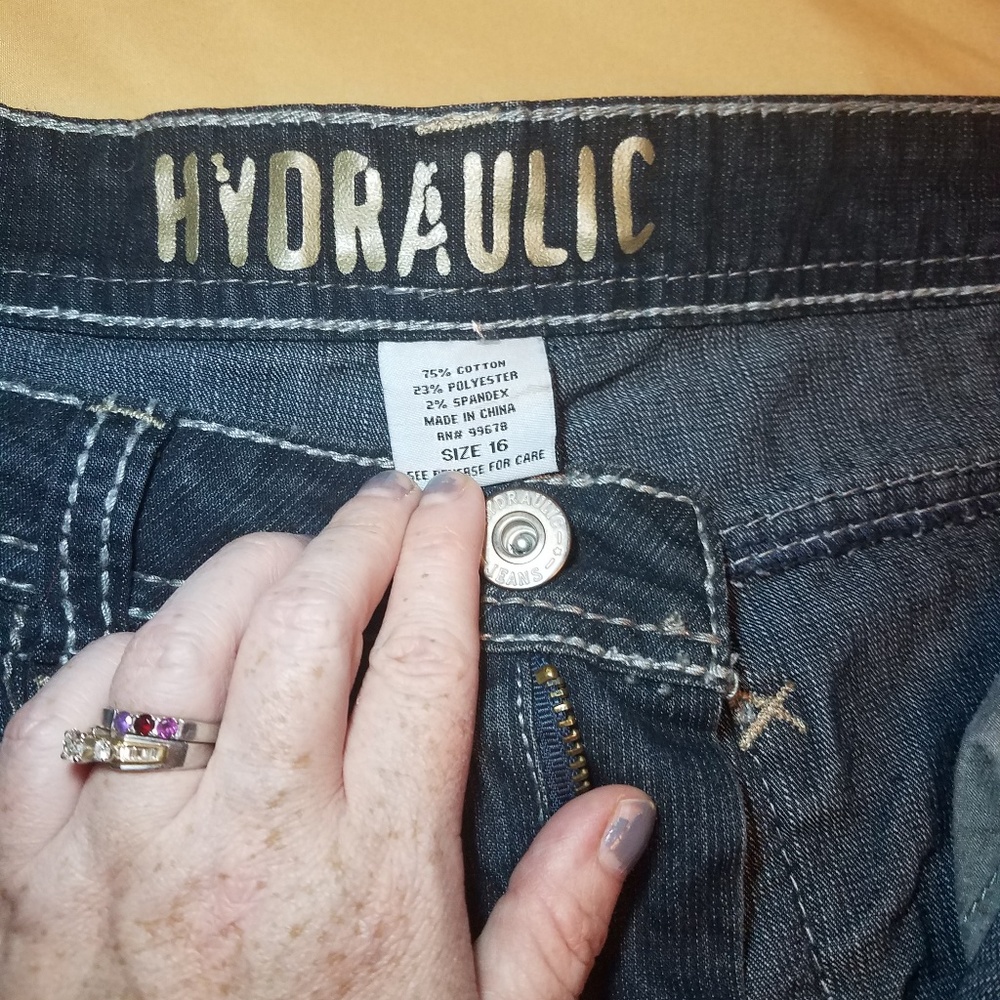 Jeans